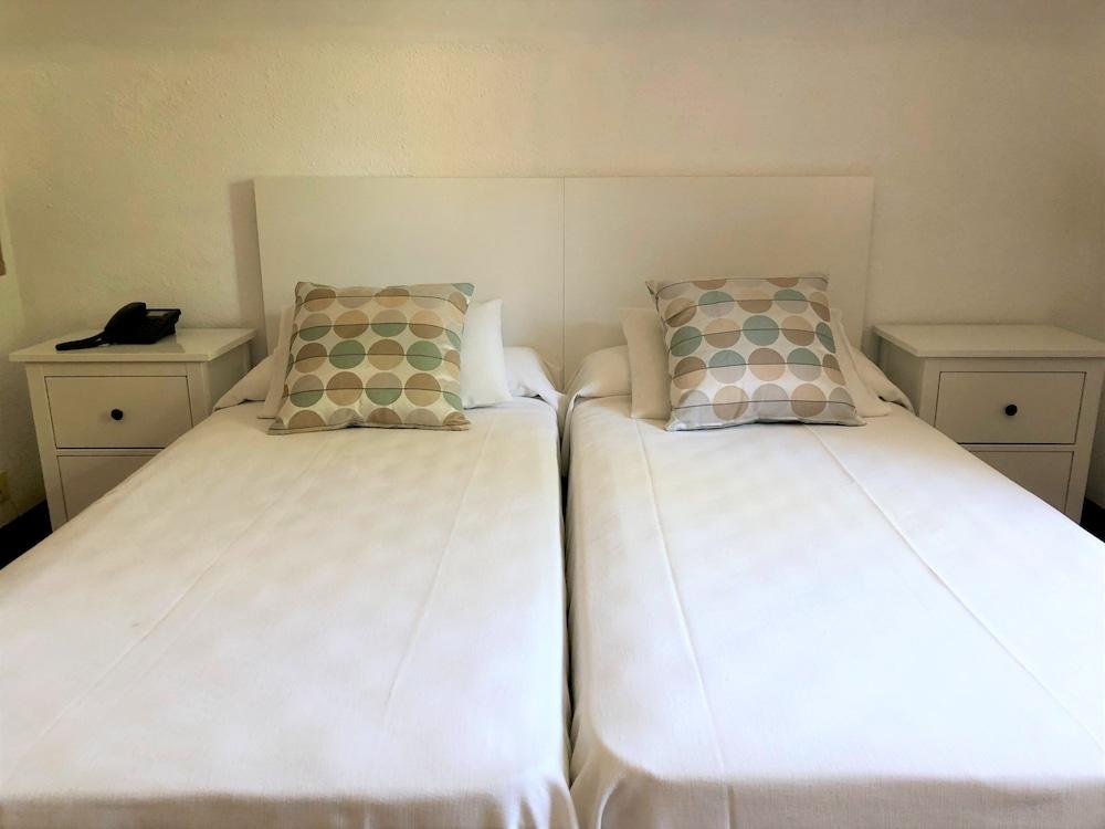 Hotel Capri Sitges Dış mekan fotoğraf