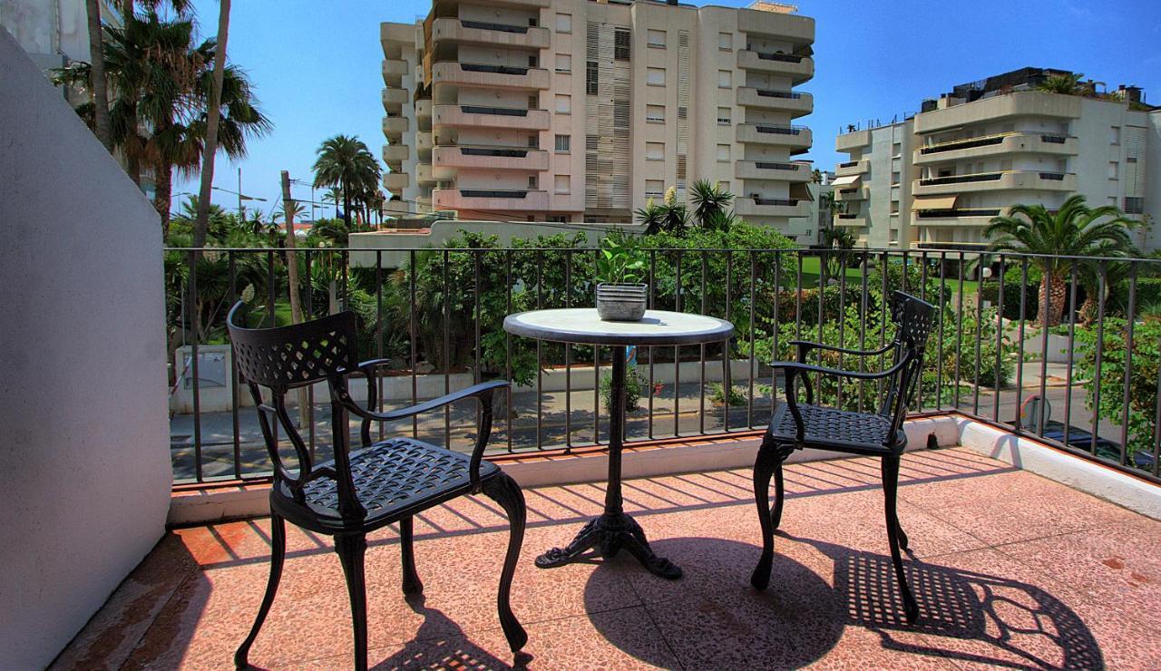 Hotel Capri Sitges Dış mekan fotoğraf